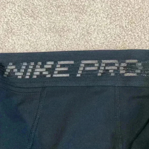 ⭐️ Nike dri fit black leggings in size small - Picture 5 of 6